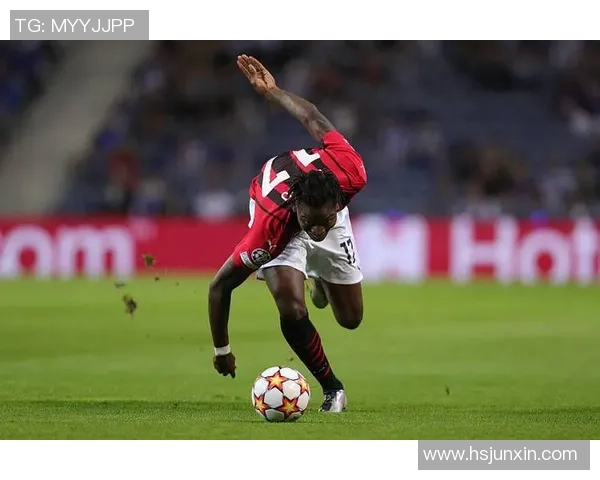 欧冠激战：AC米兰逆转波尔图全场沸腾转会传闻再起