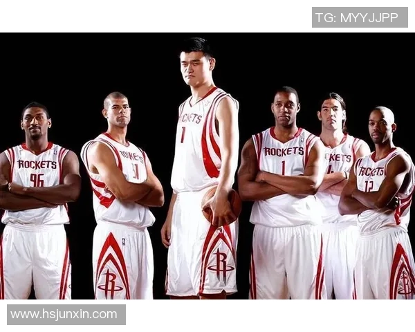 姚明与各界名人的精彩合影瞬间回顾与背后故事分享