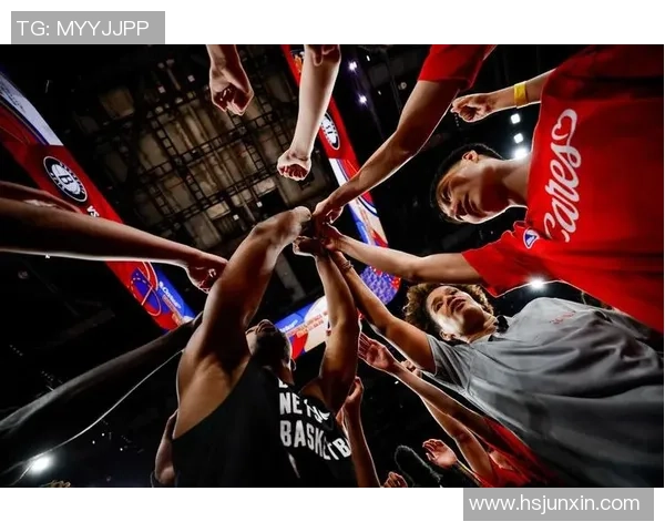 姚明现身媒体活动分享篮球梦想与未来发展展望