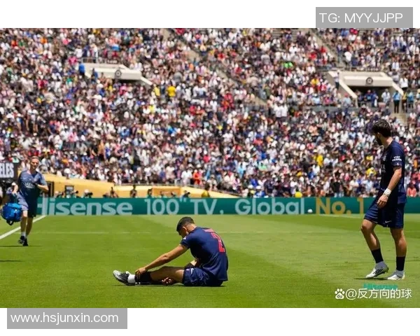 中超赛场惊现大冷门巴黎圣日耳曼狂胜皇马引发争议判罚热议 中超赛场惊现大冷门巴黎圣日耳曼狂胜皇马引发争议判罚热议