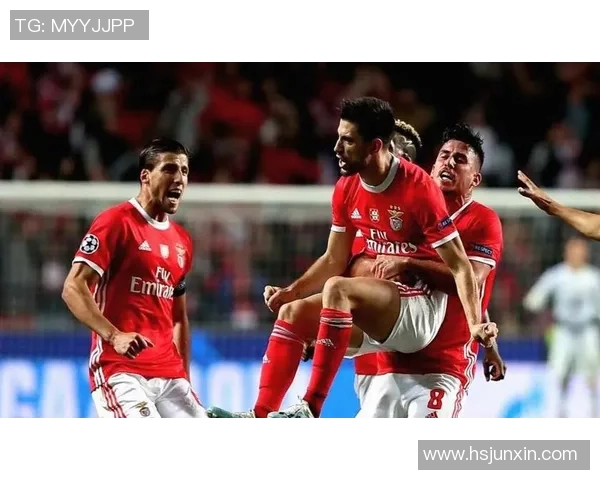 意甲激战本菲卡与波尔图战成平局乌龙球引发全场热烈反响与十大精彩进球回顾