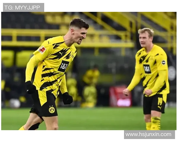 世界杯精彩对决多特蒙德大胜曼联全场沸腾补时进球成焦点分析