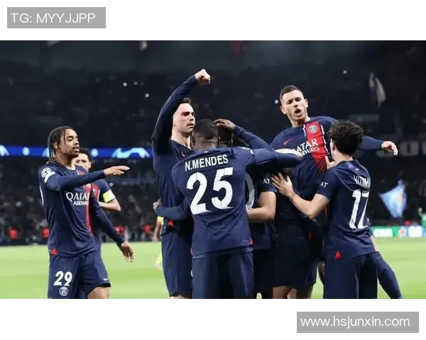 欧冠激战：巴黎圣日耳曼6比2曼联乌龙球成比赛转折点战术解析