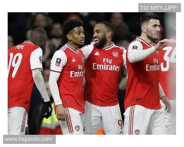 欧联杯惊天逆转曼联在红牌风波中力克AC米兰再创历史冷门